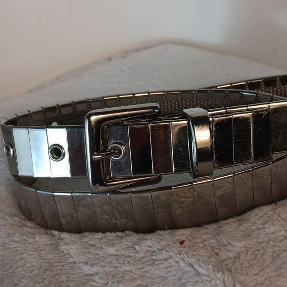 Silver Shiny Metallic Belt - Picture 3 of 4
